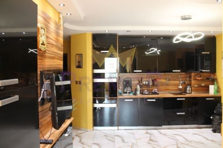 Продава 3-СТАЕН, гр. София, Люлин 8, снимка 2 - Апартаменти - 53519323