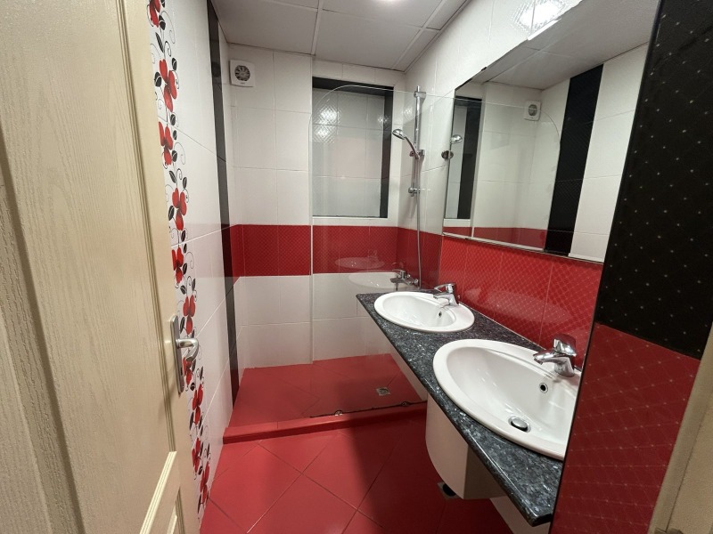 Na sprzedaż  3 sypialnie Sofia , Lozenec , 101 mkw | 40468317 - obraz [8]