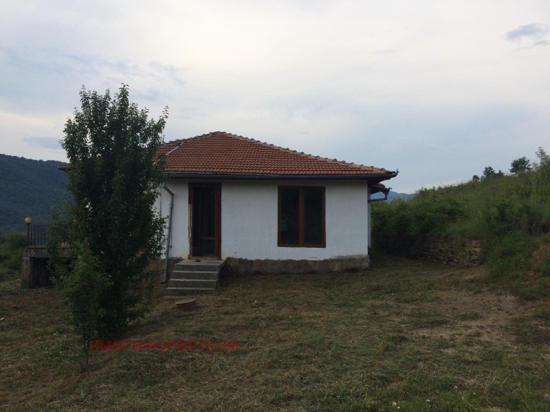 Til salgs  Hus region Sofia , Pravets , 150 kvm | 42384710 - bilde [2]