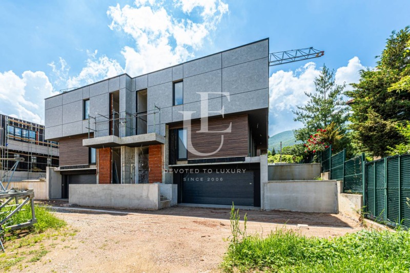 En venta  Casa Sofia , Boyana , 324 metros cuadrados | 82890000 - imagen [2]