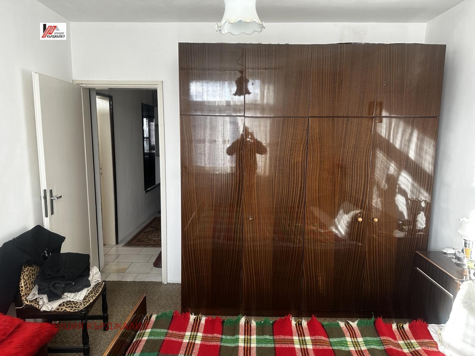 Продава МНОГОСТАЕН, гр. Кърджали, Център, снимка 2 - Апартаменти - 54362393