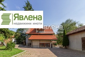 Hus Eleshnitsa, region Sofia 1