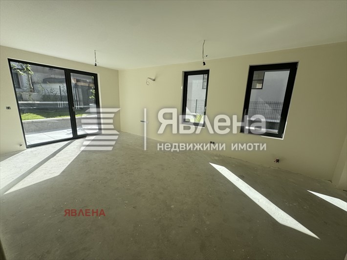 De vânzare  2 dormitoare Sofia , Crâstova vada , 115 mp | 77801970 - imagine [2]