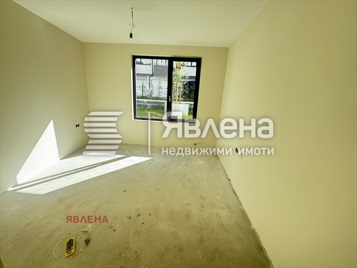 De vânzare  2 dormitoare Sofia , Crâstova vada , 115 mp | 77801970 - imagine [8]