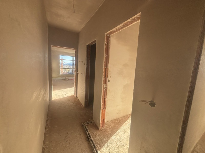 Продава 3-СТАЕН, гр. Благоевград, Освобождение, снимка 2 - Апартаменти - 52293489