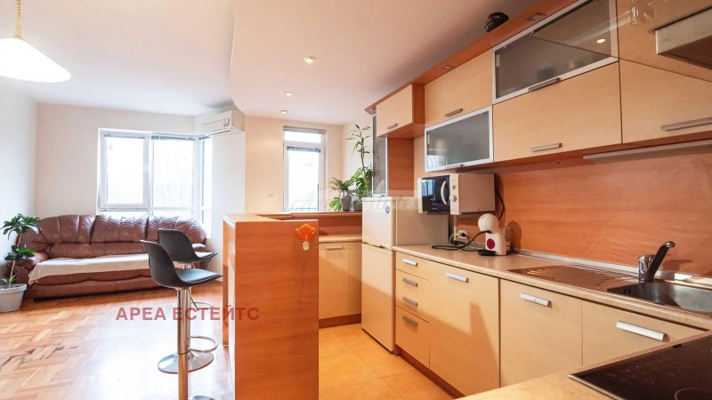 Продава 3-СТАЕН, гр. Бургас, Лазур, снимка 2 - Апартаменти - 53438422