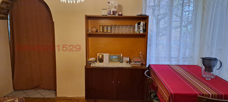 Продава КЪЩА, с. Коларци, област Добрич, снимка 5 - Къщи - 48204467