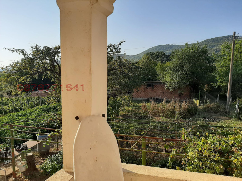 Продава ВИЛА, с. Веслец, област Враца, снимка 10 - Вили - 52784698