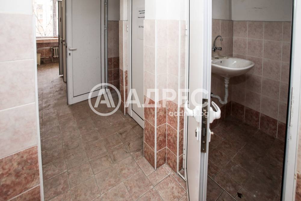 Продава ОФИС, гр. София, Зона Б-19, снимка 8 - Офиси - 53703177