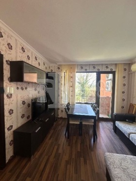 1 slaapkamer k.k. Tsjajka, Varna