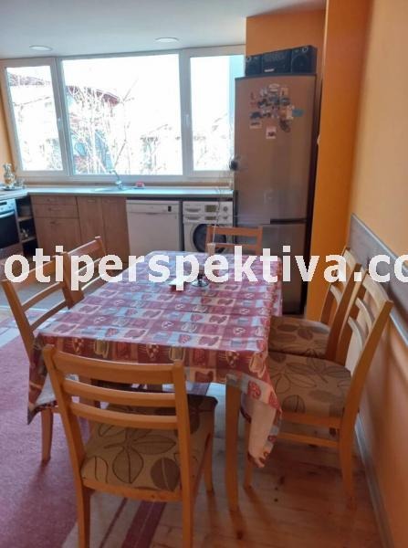 Til salg  2 soveværelser Plovdiv , Tsentar , 139 kvm | 57884034 - billede [2]
