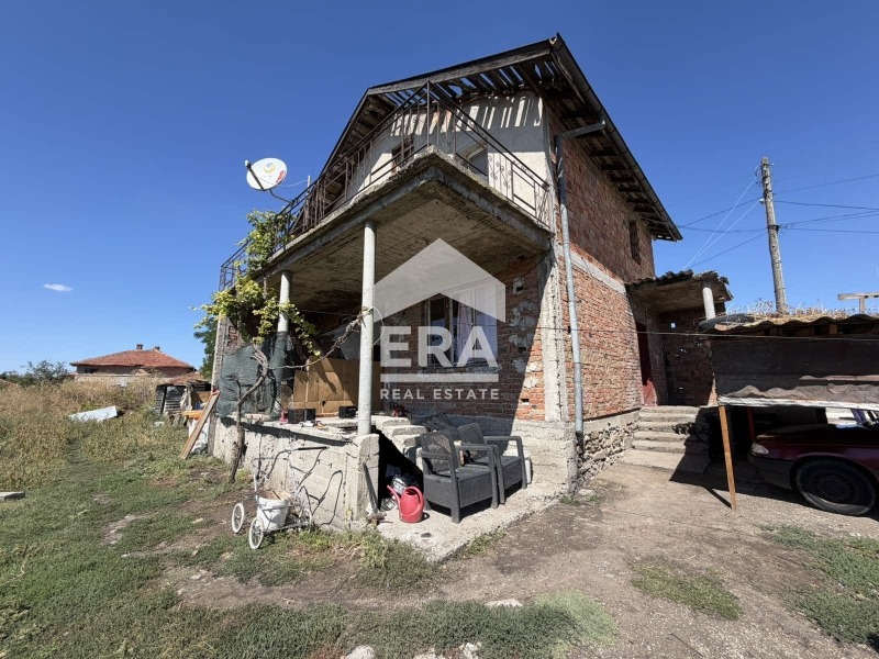Продава КЪЩА, с. Узунджово, област Хасково