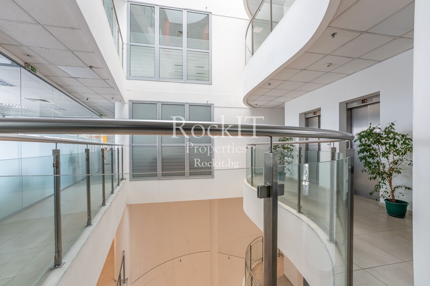Продава ОФИС, гр. София, Полигона, снимка 9 - Офиси - 55398372