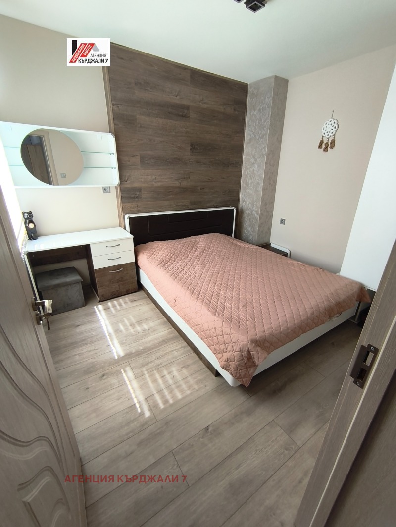 En venta  1 dormitorio Kardzhali , Vazrozhdentsi , 50 metros cuadrados | 86314228 - imagen [6]