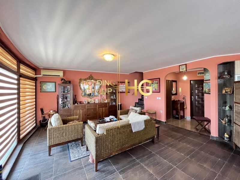 Продается  2 спальни Варна , к.к. Св.Св. Константин и Елена , 130 кв.м | 37106014