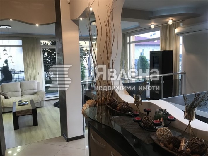 À venda  Casa região Varna , Priselci , 159 m² | 96700369 - imagem [2]