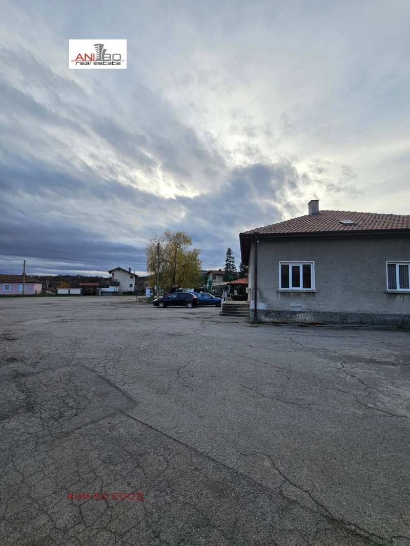 Продава КЪЩА, с. Гърло, област Перник, снимка 14 - Къщи - 52615241