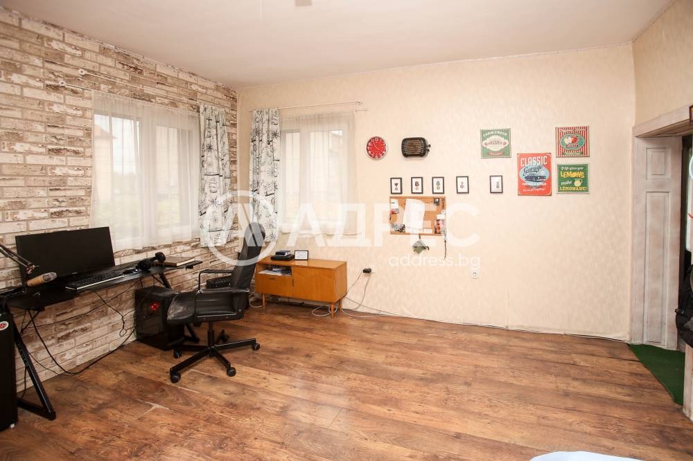 Продава КЪЩА, гр. София, Орландовци, снимка 9 - Къщи - 54604755