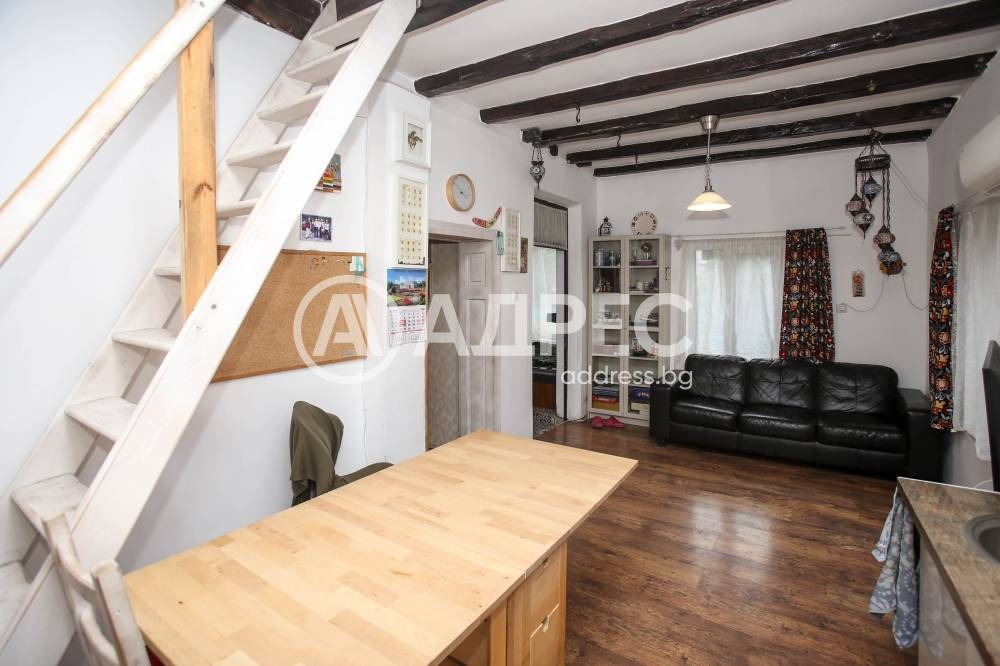 Продава КЪЩА, гр. София, Орландовци, снимка 12 - Къщи - 54604755