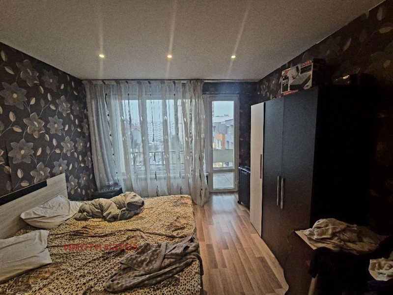 Продава 2-СТАЕН, гр. Перник, Изток, снимка 2 - Апартаменти - 53395876