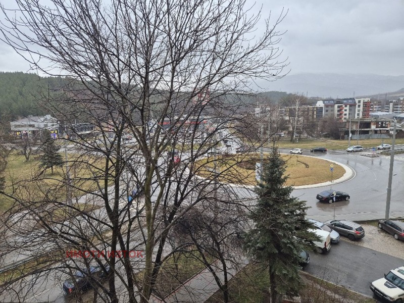 Продава 2-СТАЕН, гр. Перник, Изток, снимка 10 - Апартаменти - 53395876