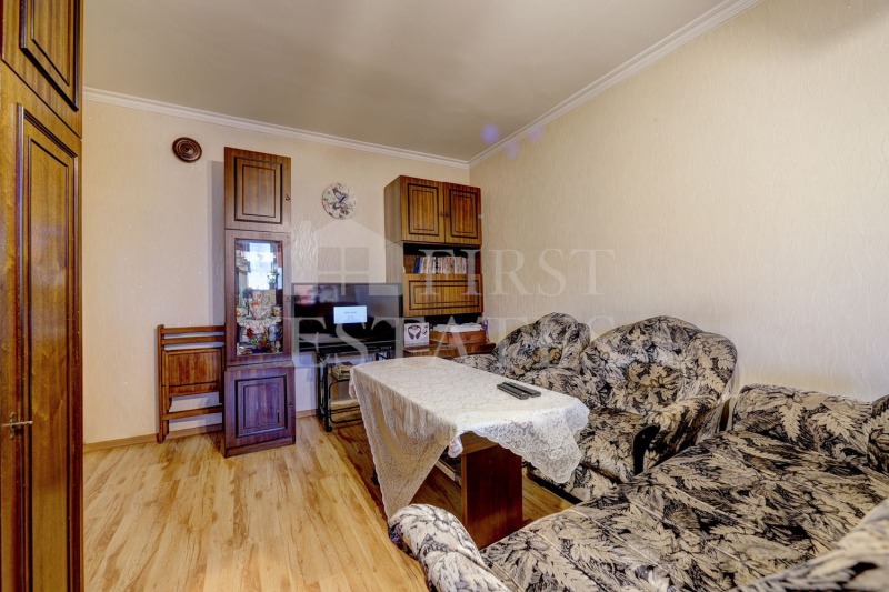 Продава  3-стаен, град София, Света Троица •  145 000 EUR • ID 11859970 — holmes.bg - [1] 