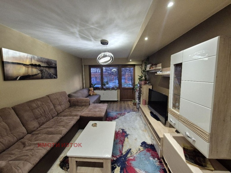 Продава 3-СТАЕН, гр. Перник, Изток, снимка 6 - Апартаменти - 52453971