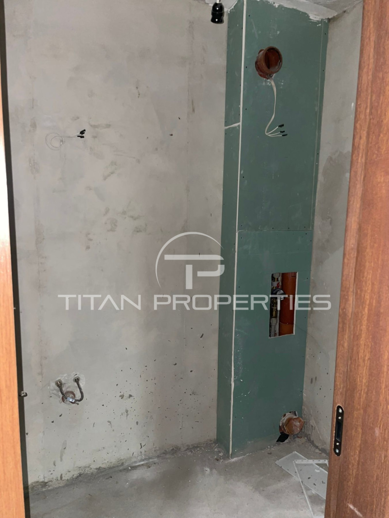 Продава 3-СТАЕН, гр. Пловдив, Кючук Париж, снимка 2 - Апартаменти - 52639963