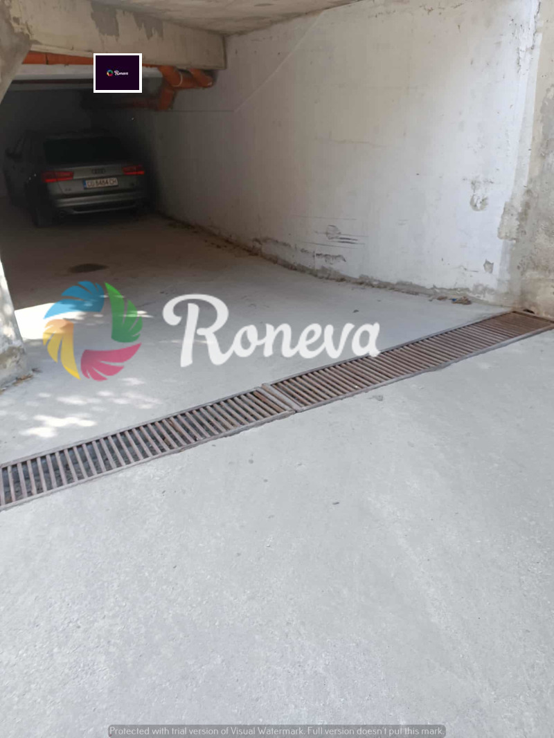 Eladó  Parkolóhely Varna , Vazrazsdane 1 , 12 négyzetméter | 58523689