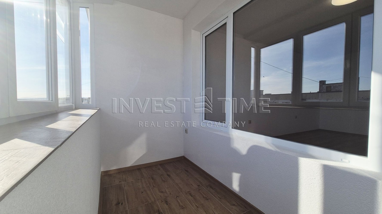 Продава 2-СТАЕН, гр. Варна, Гранд Мол, снимка 5 - Апартаменти - 54333284