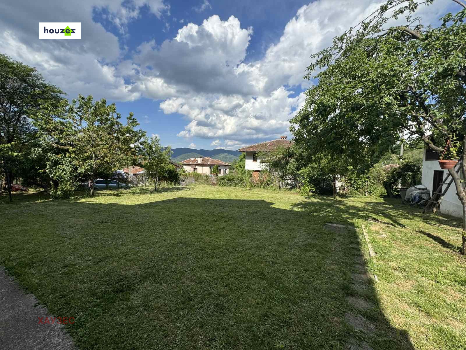 Продава КЪЩА, гр. Правец, област София област, снимка 2 - Къщи - 55048209