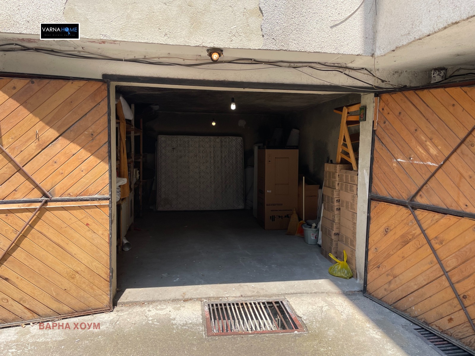 Продава ГАРАЖ, ПАРКОМЯСТО, гр. Варна, Лятно кино Тракия