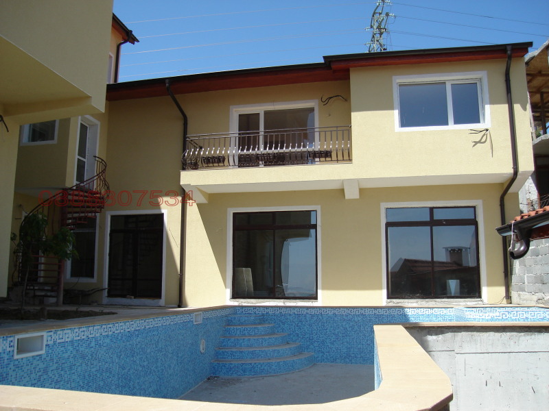 Продава КЪЩА, гр. Свети Влас, област Бургас