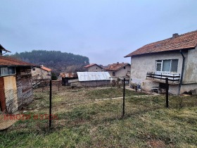 Casa Lyulin, región Pernik 5