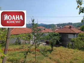 Hus Troyan, region Lovech 5