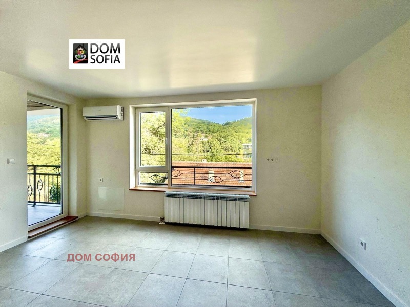 Na sprzedaż  1 sypialnia Sofia , Bakston , 72 mkw | 58111591