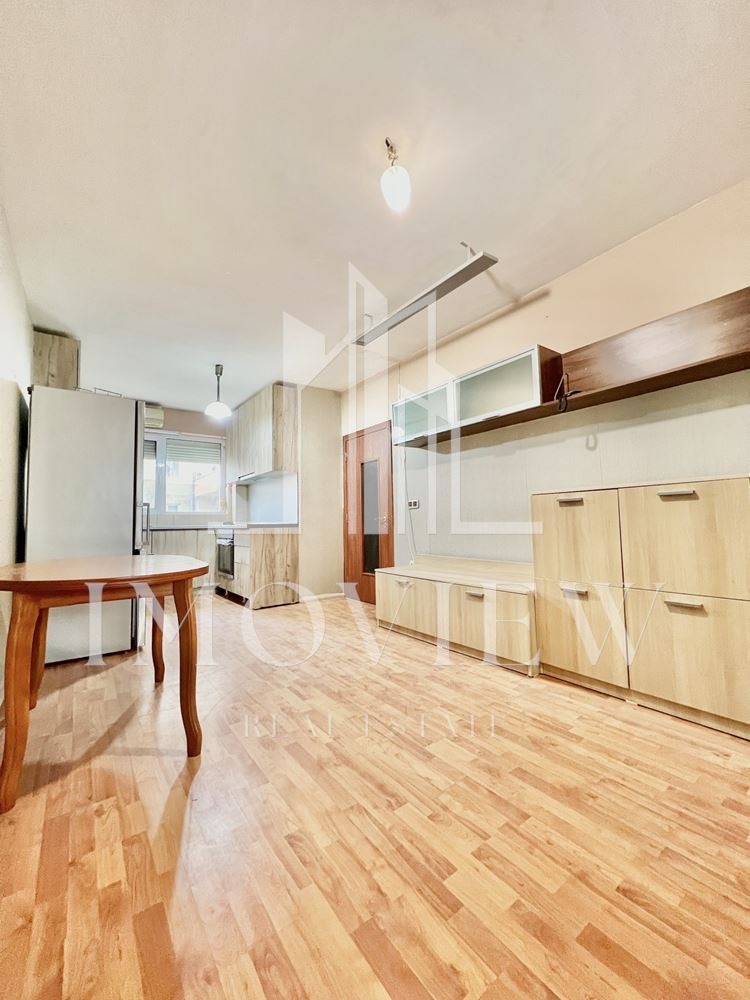 Продава 3-СТАЕН, гр. Варна, Бриз