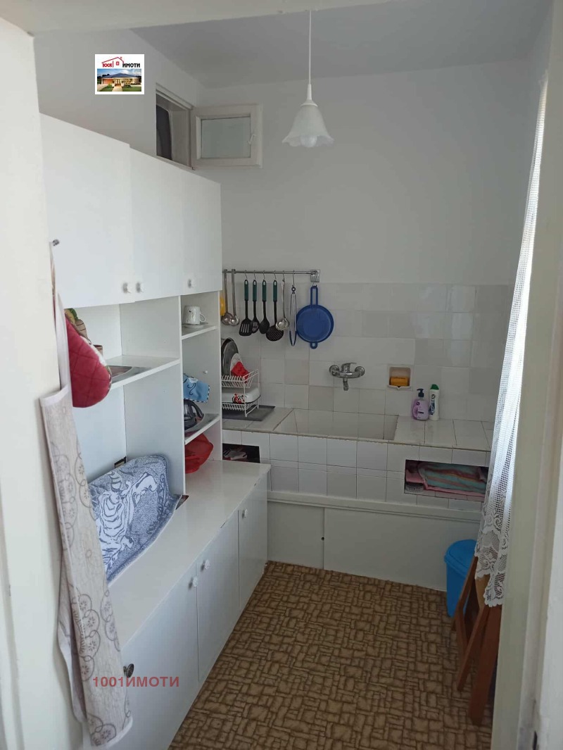 Продава 4-СТАЕН, гр. Добрич, Център, снимка 7 - Апартаменти - 52863846