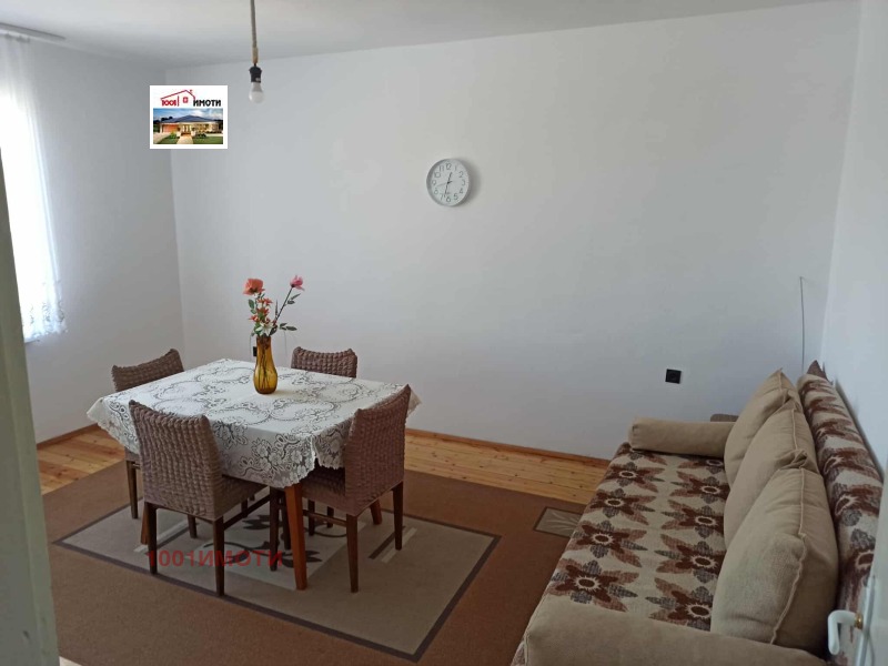 Продава 4-СТАЕН, гр. Добрич, Център, снимка 2 - Апартаменти - 52863846