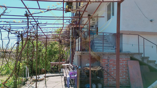 Продава КЪЩА, с. Дебелт, област Бургас, снимка 4 - Къщи - 55153481