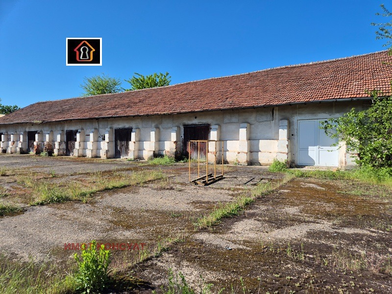 Продава СКЛАД, гр. Криводол, област Враца, снимка 12 - Складове - 54787617