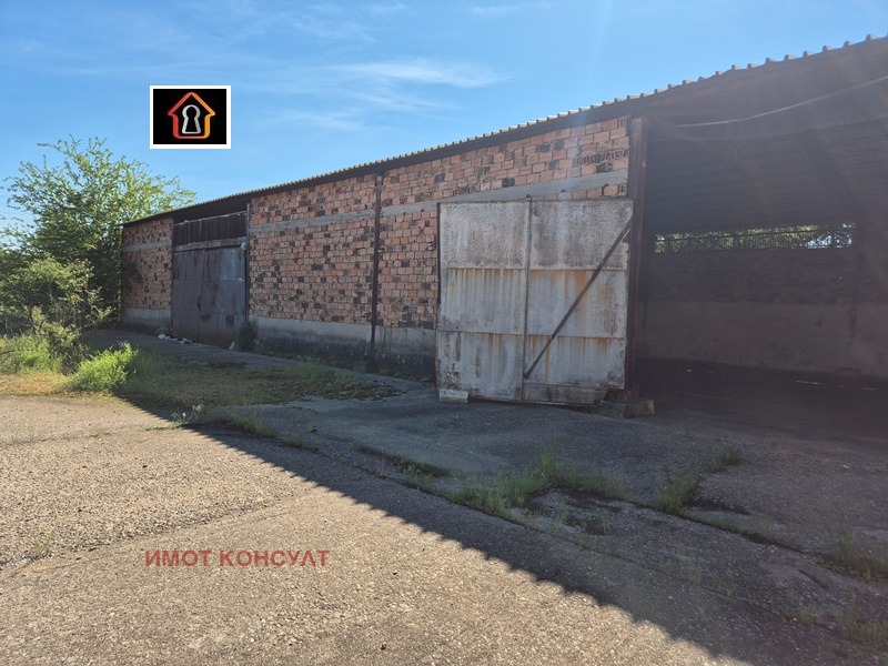 Продава СКЛАД, гр. Криводол, област Враца, снимка 13 - Складове - 54787617