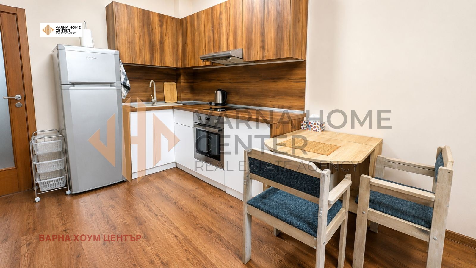 Продава 2-СТАЕН, гр. Варна, к.к. Св.Св. Константин и Елена, снимка 5 - Апартаменти - 55276382