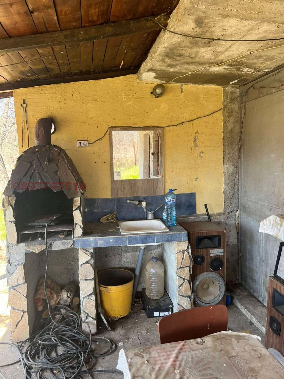 Продава КЪЩА, с. Прибой, област Перник, снимка 11 - Къщи - 56173997