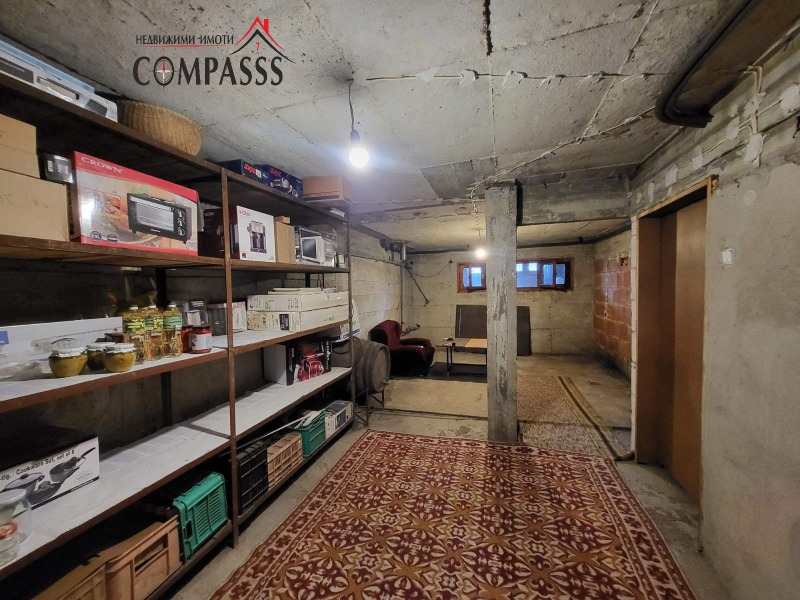 Продава  Къща град Добрич , Рилци , 323 кв.м | 78406982 - изображение [15]