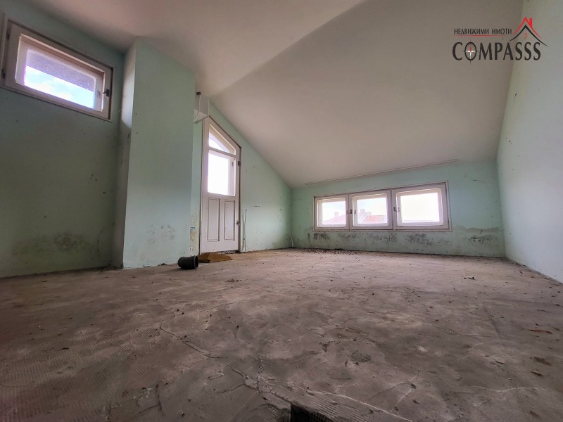 Продава  Къща град Добрич , Рилци , 323 кв.м | 78406982 - изображение [16]