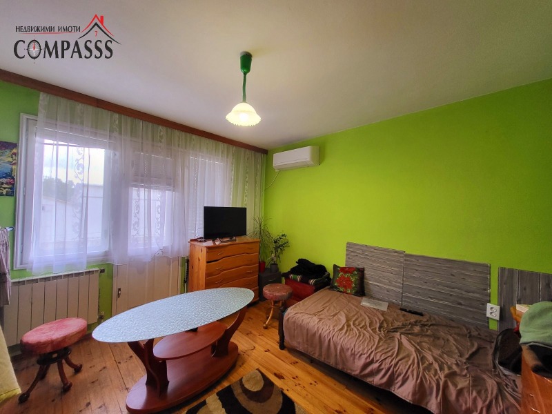 Продава  Къща град Добрич , Рилци , 323 кв.м | 78406982 - изображение [8]