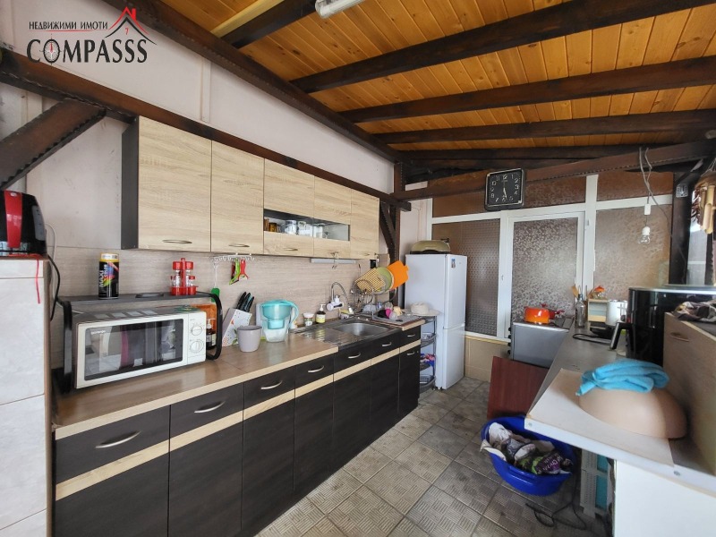 Продава  Къща град Добрич , Рилци , 323 кв.м | 78406982 - изображение [12]