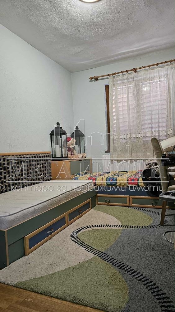 Продава КЪЩА, с. Стара река, област Сливен, снимка 15 - Къщи - 53239573