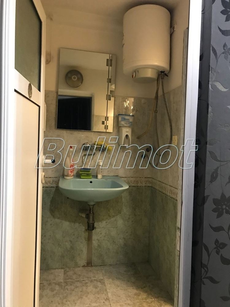 Продава МАГАЗИН, гр. Варна, Зимно кино Тракия, снимка 12 - Магазини - 54004984